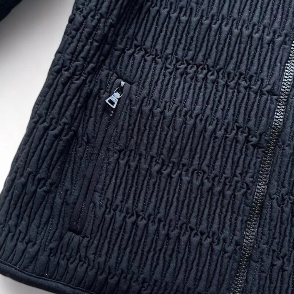 PRADA Vintage Zip - Picture 4 of 11